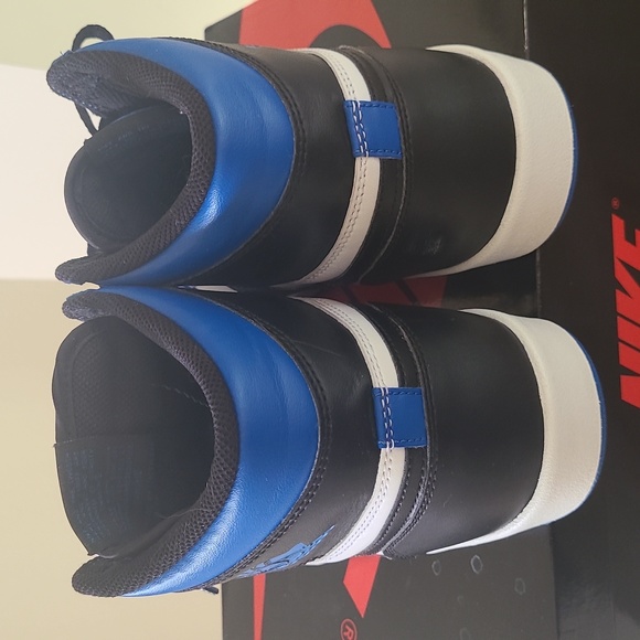 Jordan 1.5 Reverse Fragment Sneakers in size 9. - Picture 3 of 12